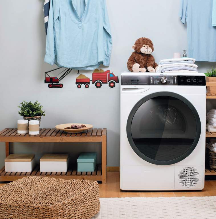 WaveActive Condenser Tumble Dryer with SteamTech Anti-Crease